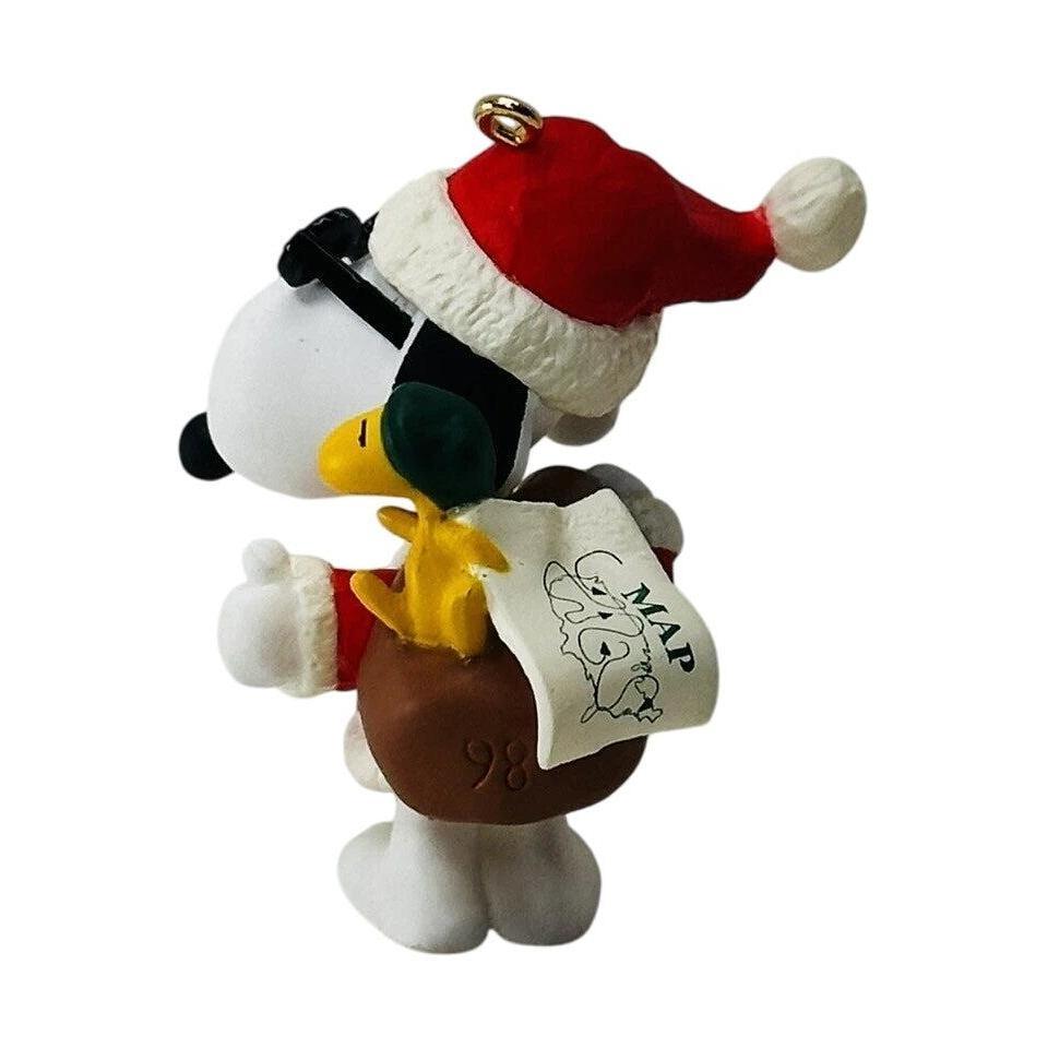 1998 Joe Cool (Spotlight on Snoopy)