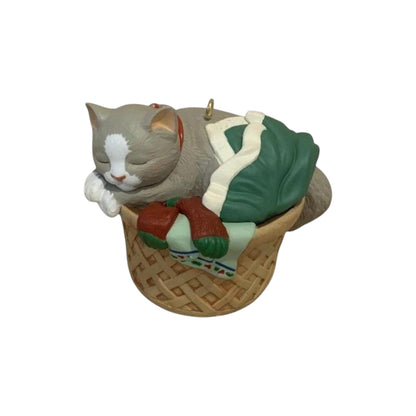 1998 Cat in a Hamper (Cat Naps)