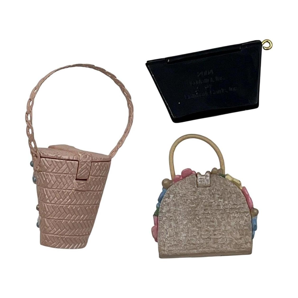 2003 Adding The Right Touch (Barbie)