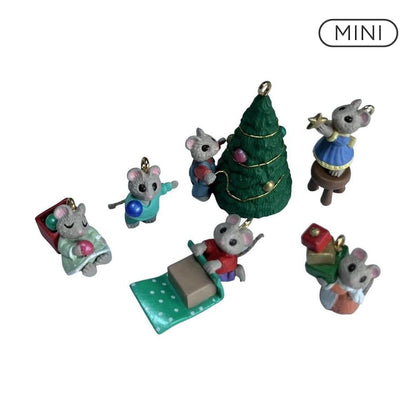 1996 Tiny Christmas Helpers (Six Mice)