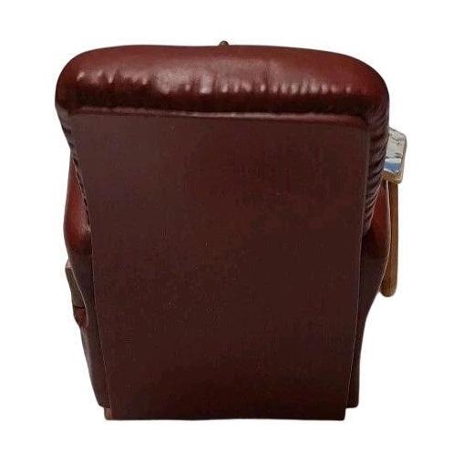 2007 Favorite Chair (Home)
