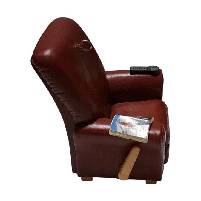 2007 Favorite Chair (Home)