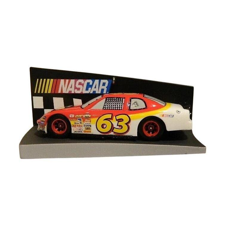 2007 The Race Is On! (NASCAR)